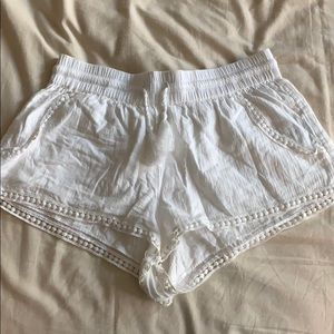 Women’s linen shorts